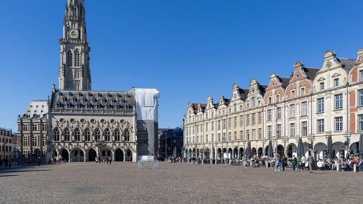 Arras — vue de la commune