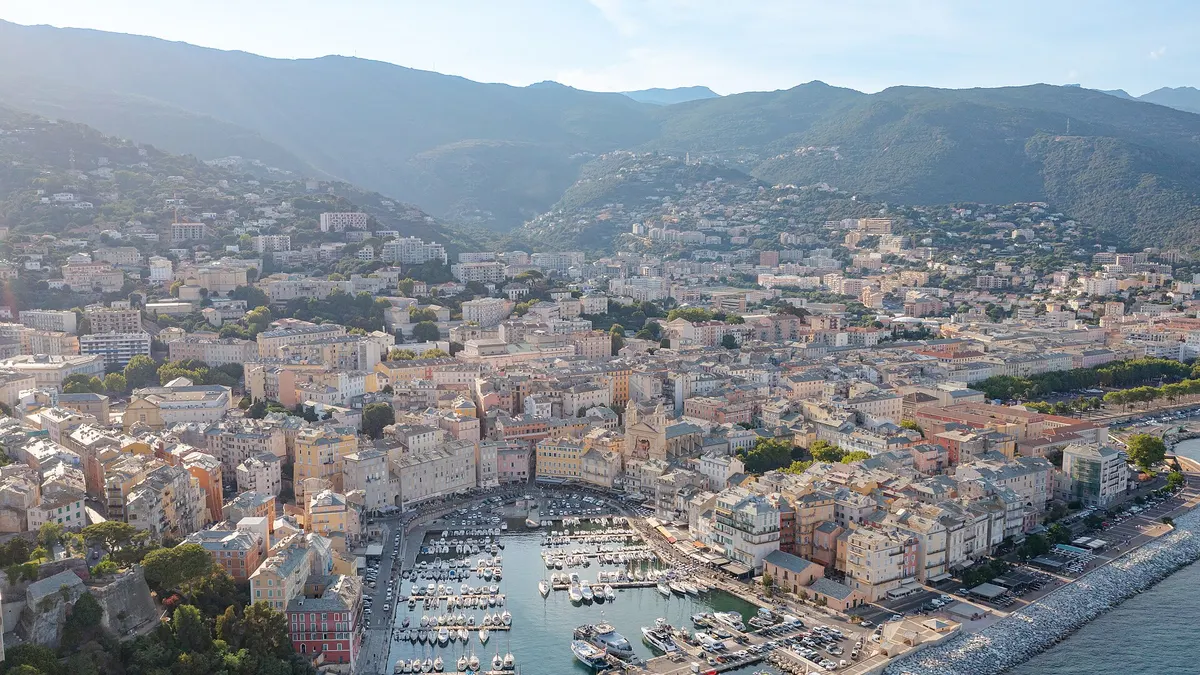 Bastia — vue de la commune