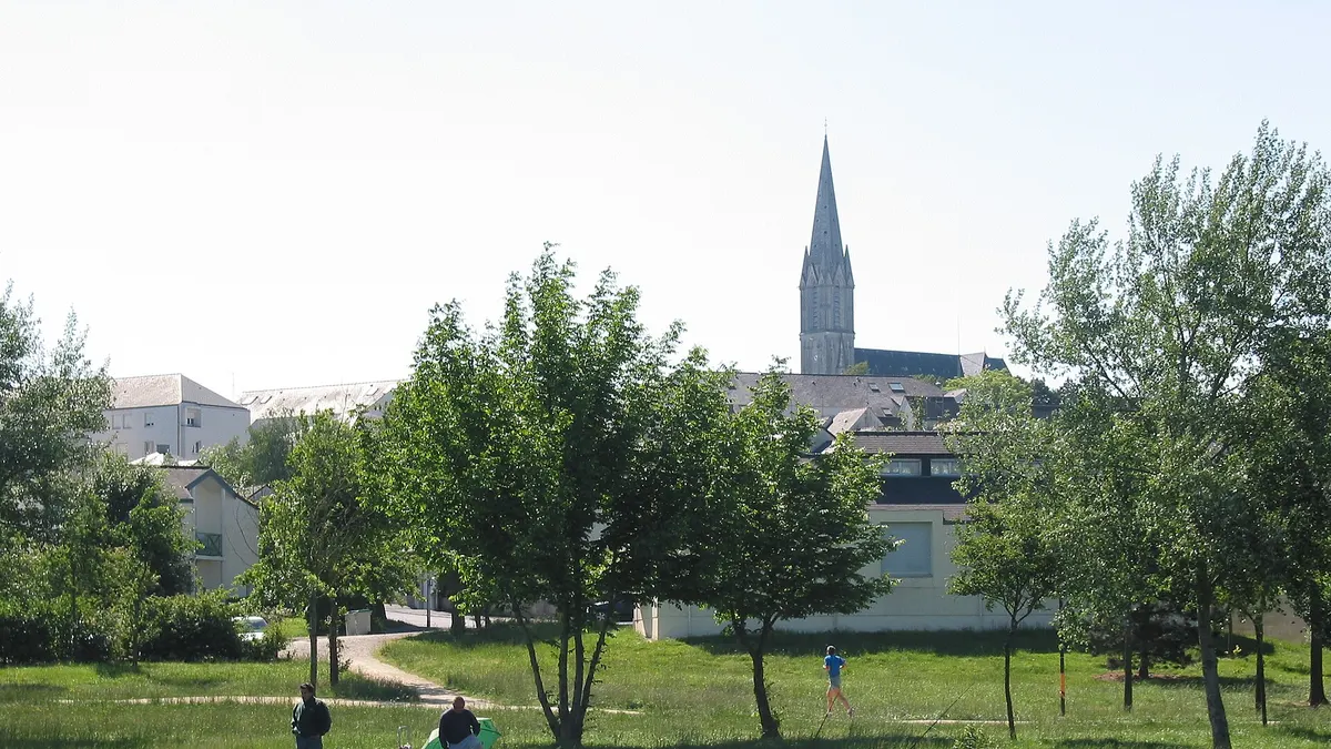 Carquefou — vue de la commune