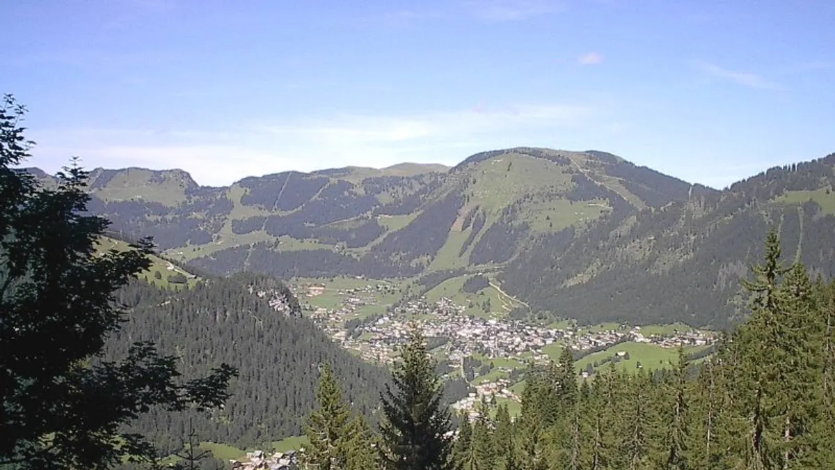 Châtel — vue de la commune