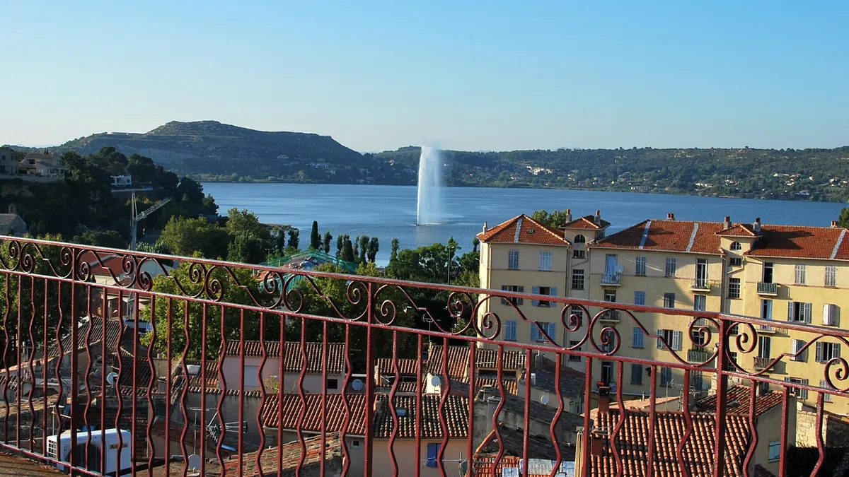 Istres — vue de la commune