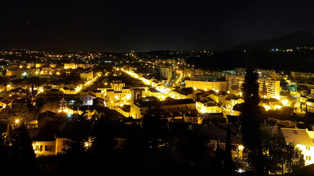 La Garde — vue de la commune
