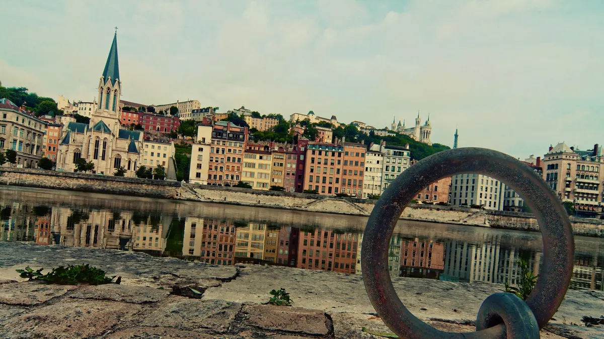 Lyon — vue de la commune