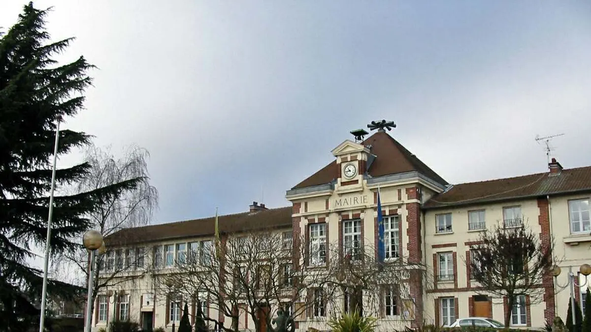 Mantes-la-Ville — vue de la commune