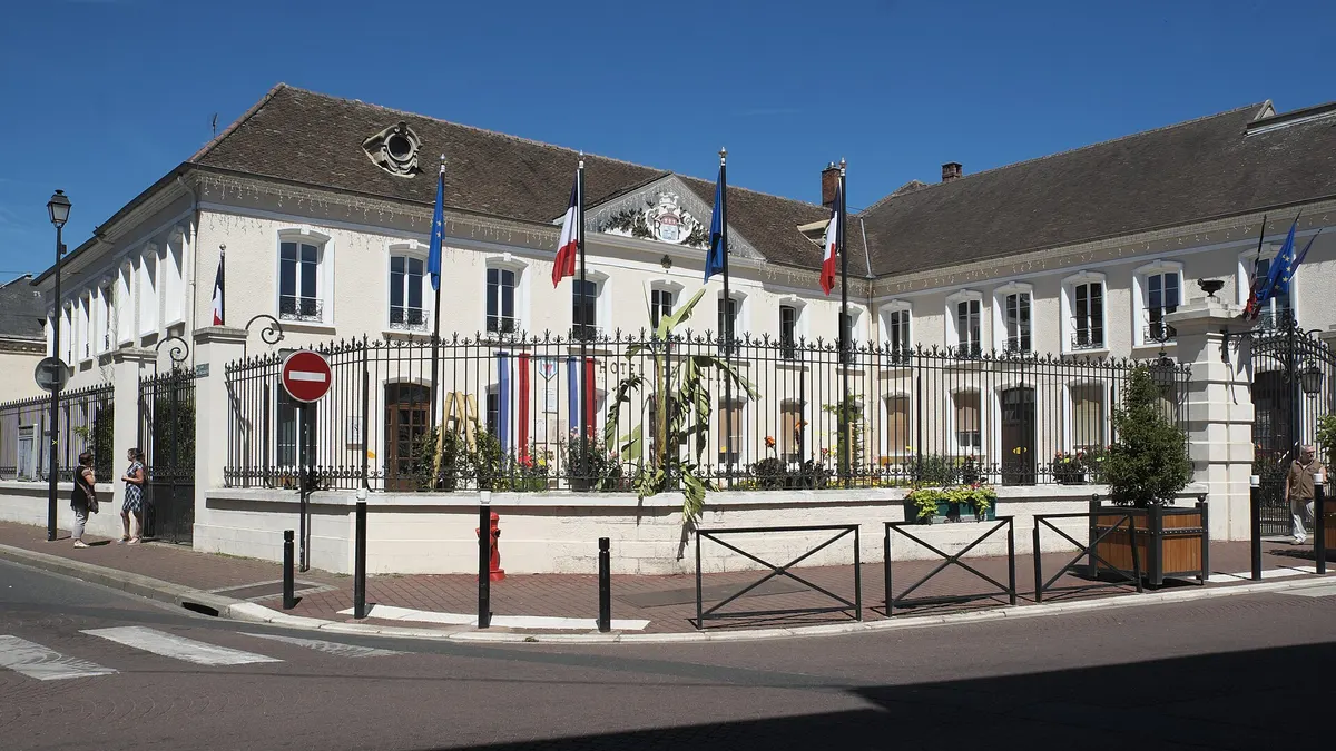 Montereau-Fault-Yonne — vue de la commune