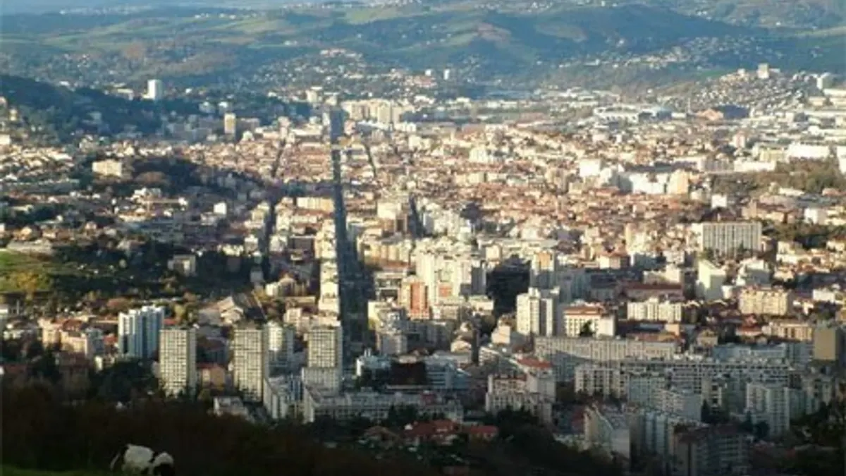 Saint-Étienne — vue de la commune