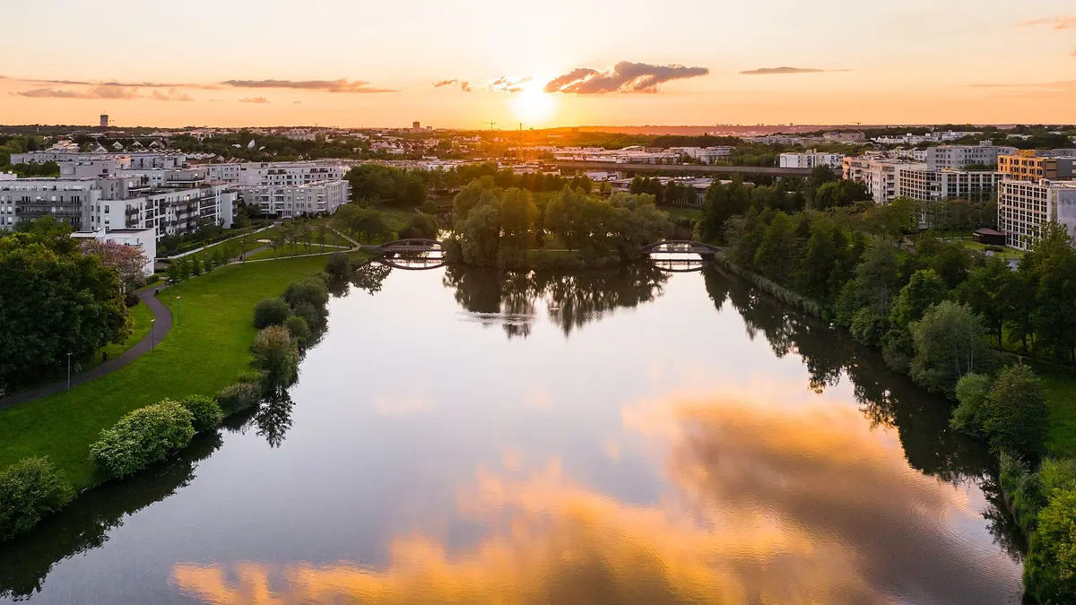 Torcy — vue de la commune