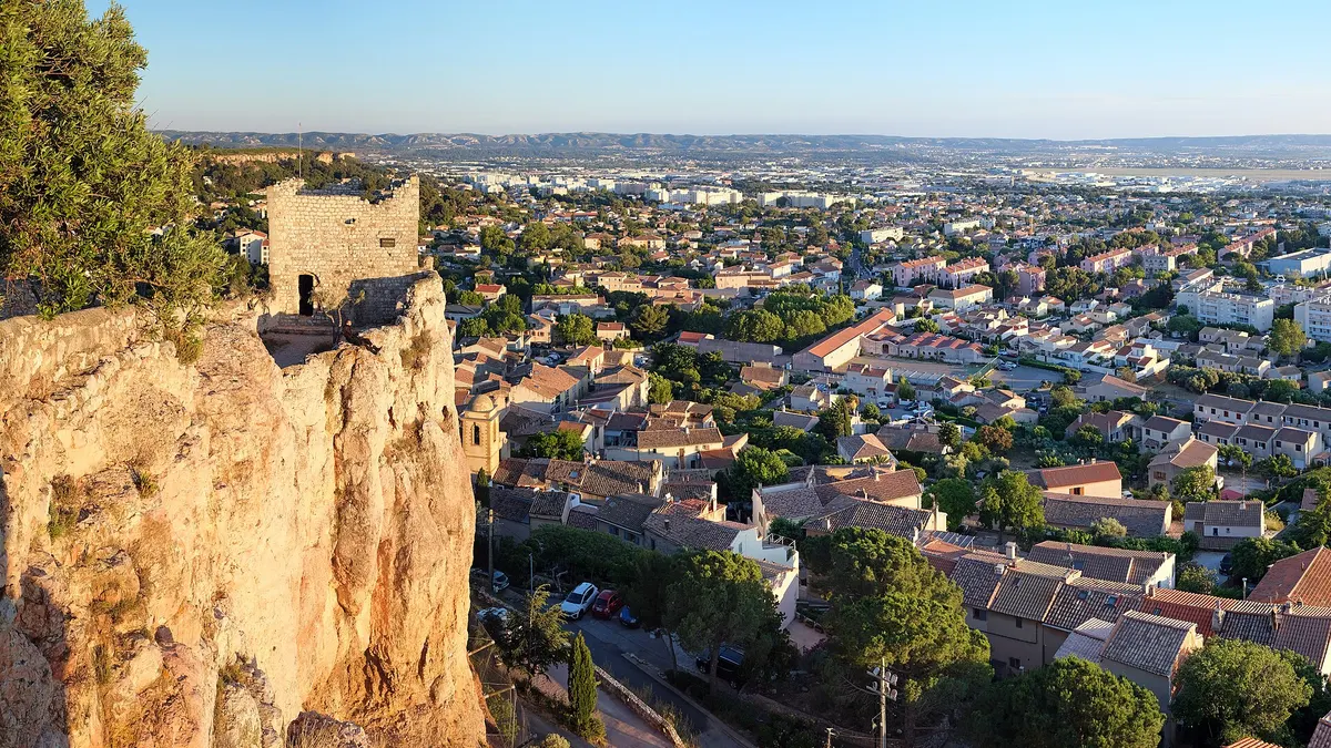 Vitrolles — vue de la commune